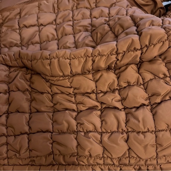 NEW Lightweight Brown Nylon Quilted Puffer Tote Bag - Picture 2 of 8